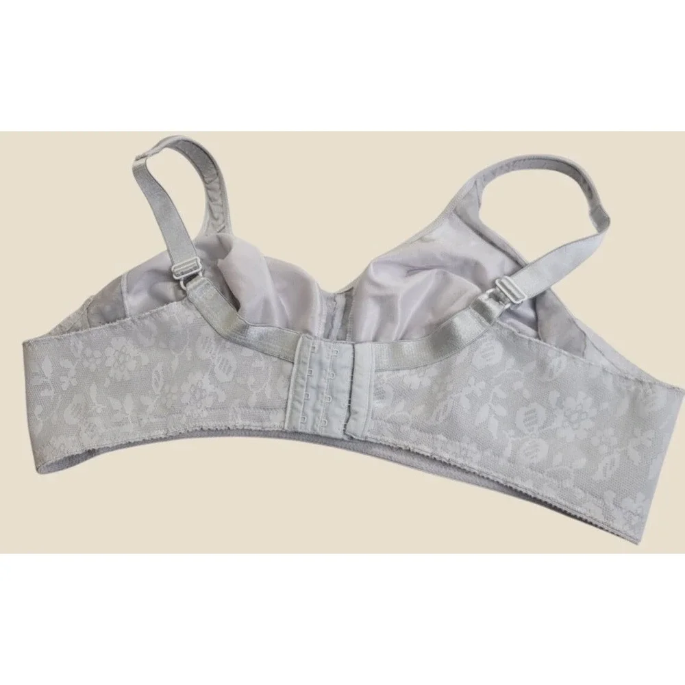 Vtg Playtex Wireless Bra Full Coverage Floral Comfort White Size 44C